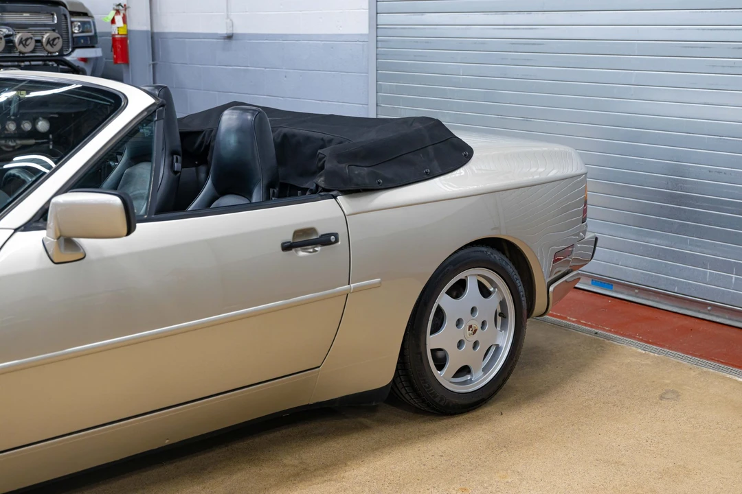 1990 Porsche 944 S2 - Image 13 of 31