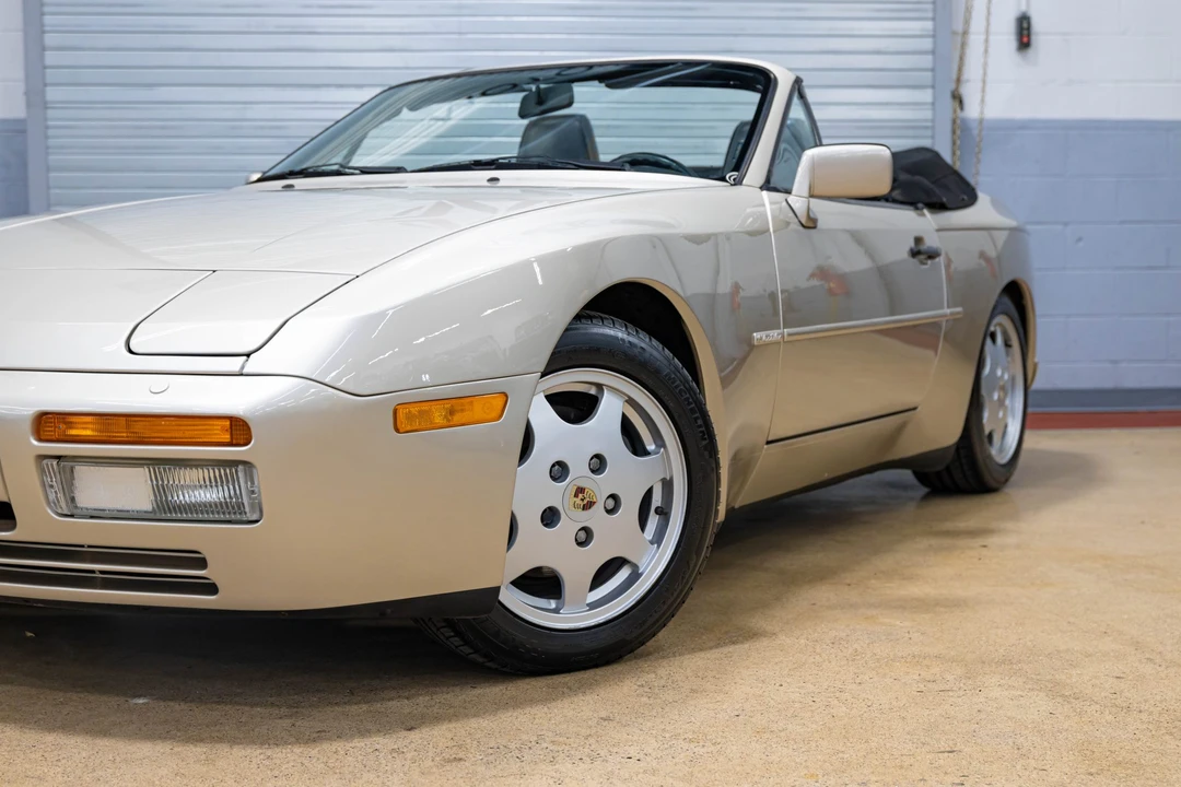 1990 Porsche 944 S2 - Image 12 of 31