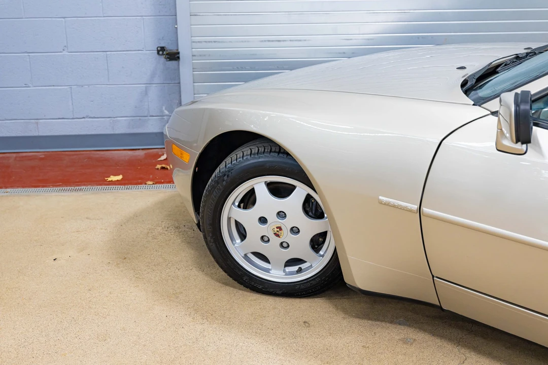 1990 Porsche 944 S2 - Image 15 of 31