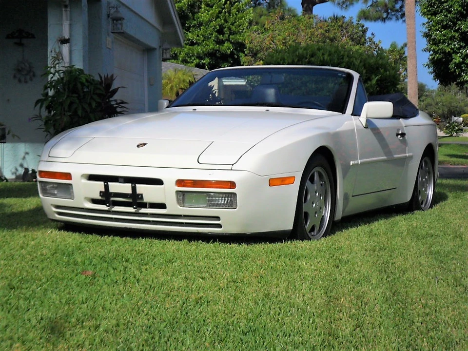1990 Porsche 944 S2 - Image 2 of 31