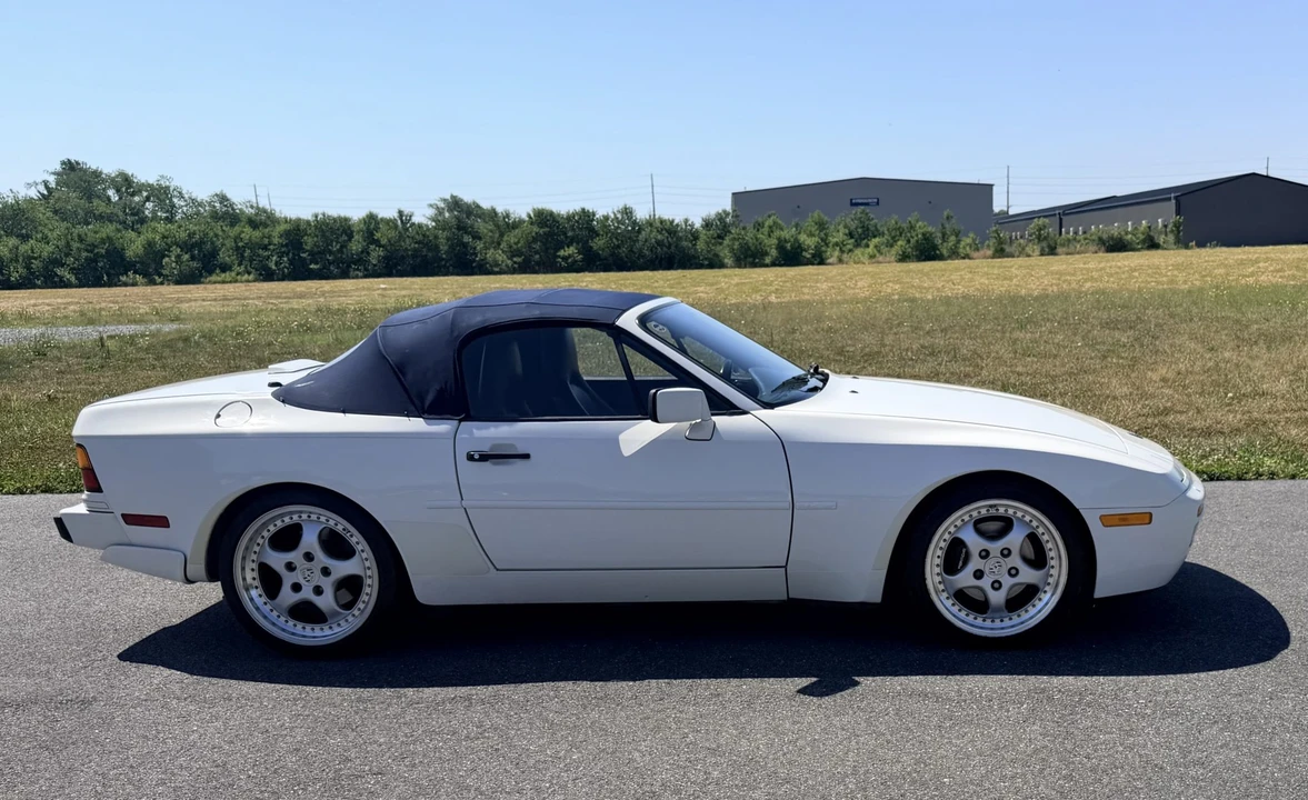 1990 Porsche 944 S2 - Image 19 of 31