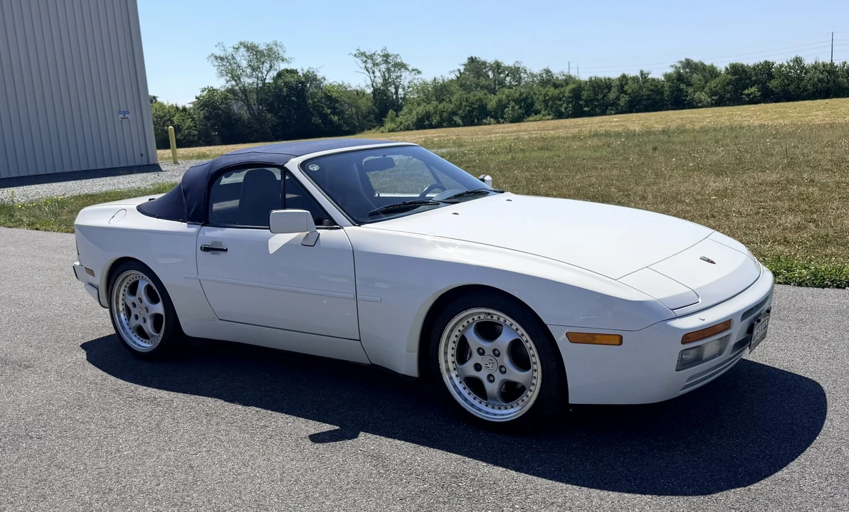 1990 Porsche 944 S2 - Image 15 of 31