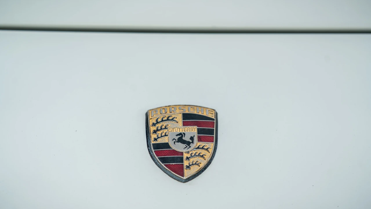 1990 Porsche 944 S2 - Image 19 of 31