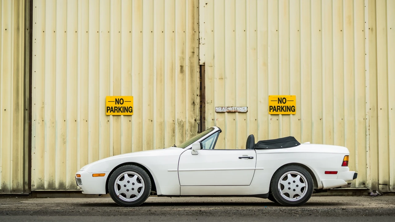 1990 Porsche 944 S2 - Image 5 of 31