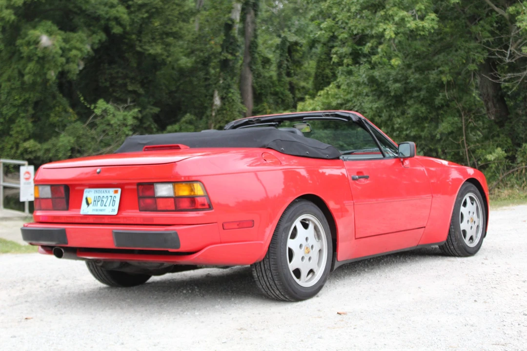 1990 Porsche 944 S2 - Image 7 of 31