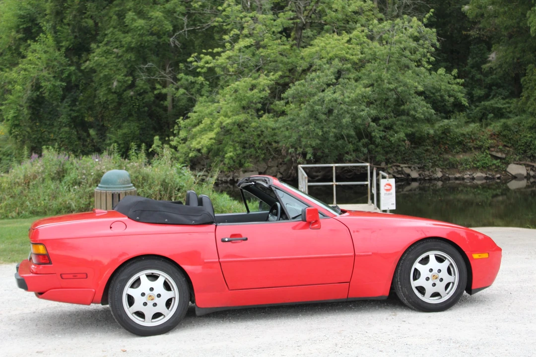 1990 Porsche 944 S2 - Image 8 of 31