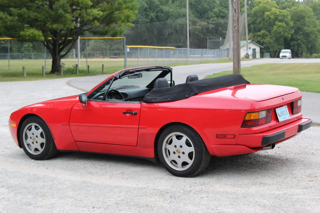 1990 Porsche 944 S2 - Image 4 of 31
