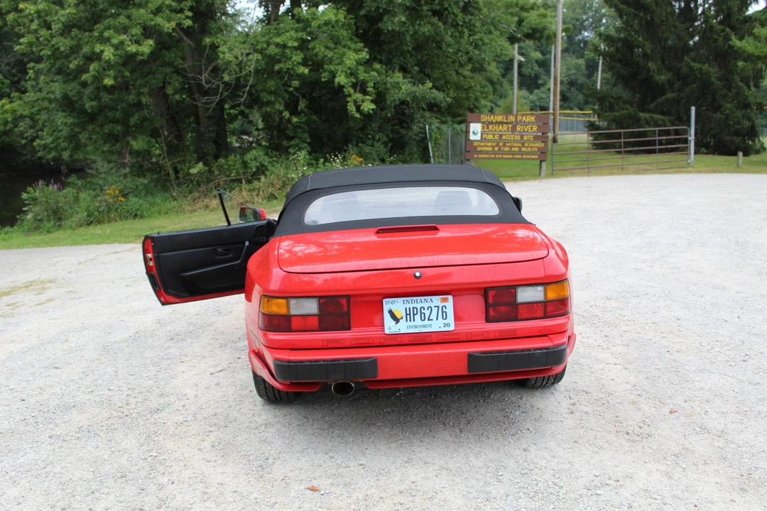 1990 Porsche 944 S2 - Image 13 of 31