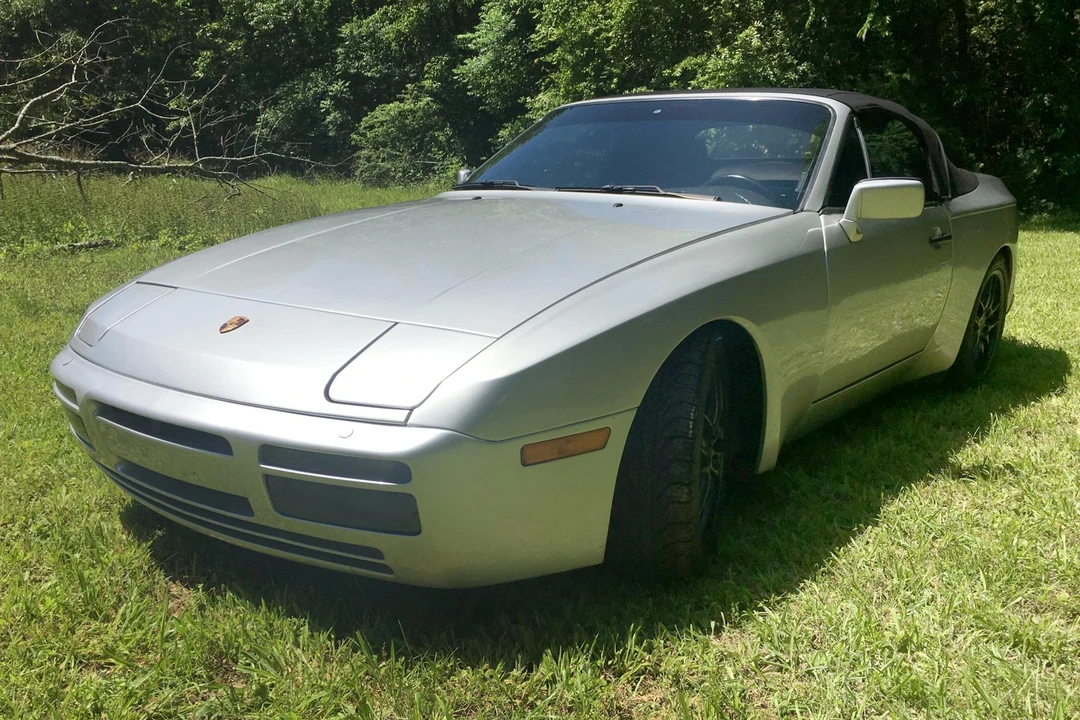 1990 Porsche 944 S2 - Image 1 of 31