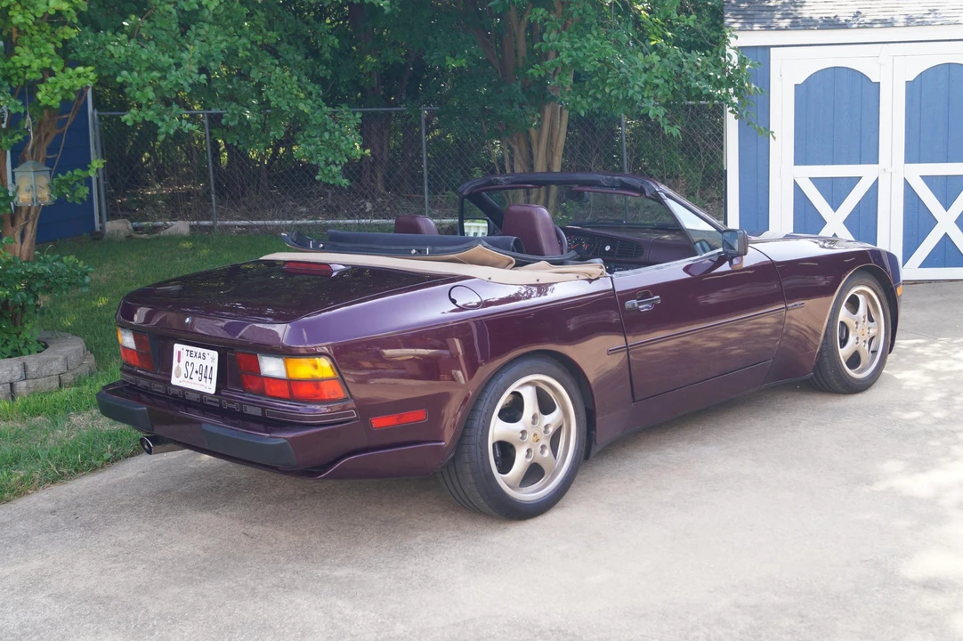 1990 Porsche 944 S2 - Image 8 of 31