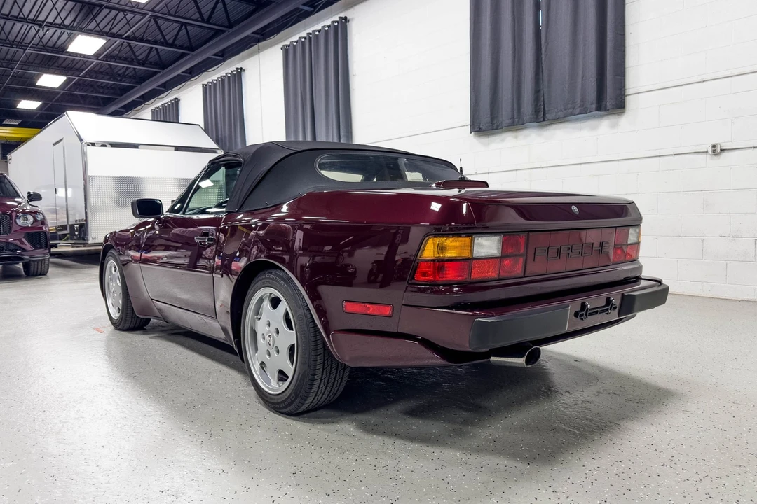 1990 Porsche 944 S2 - Image 27 of 31