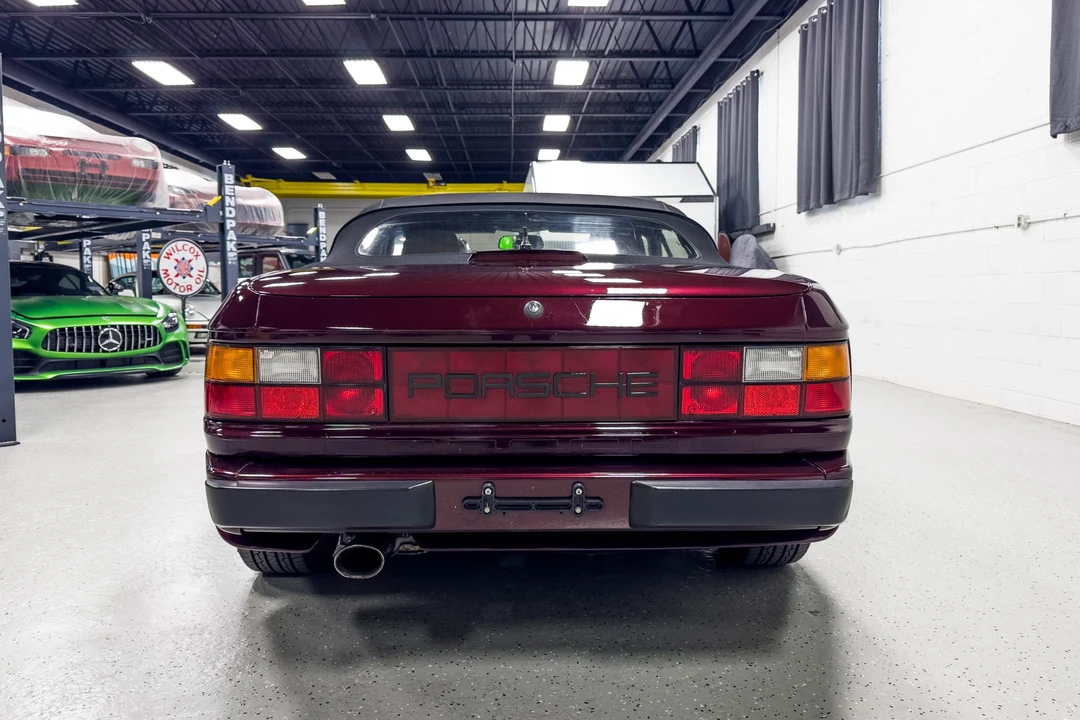 1990 Porsche 944 S2 - Image 26 of 31