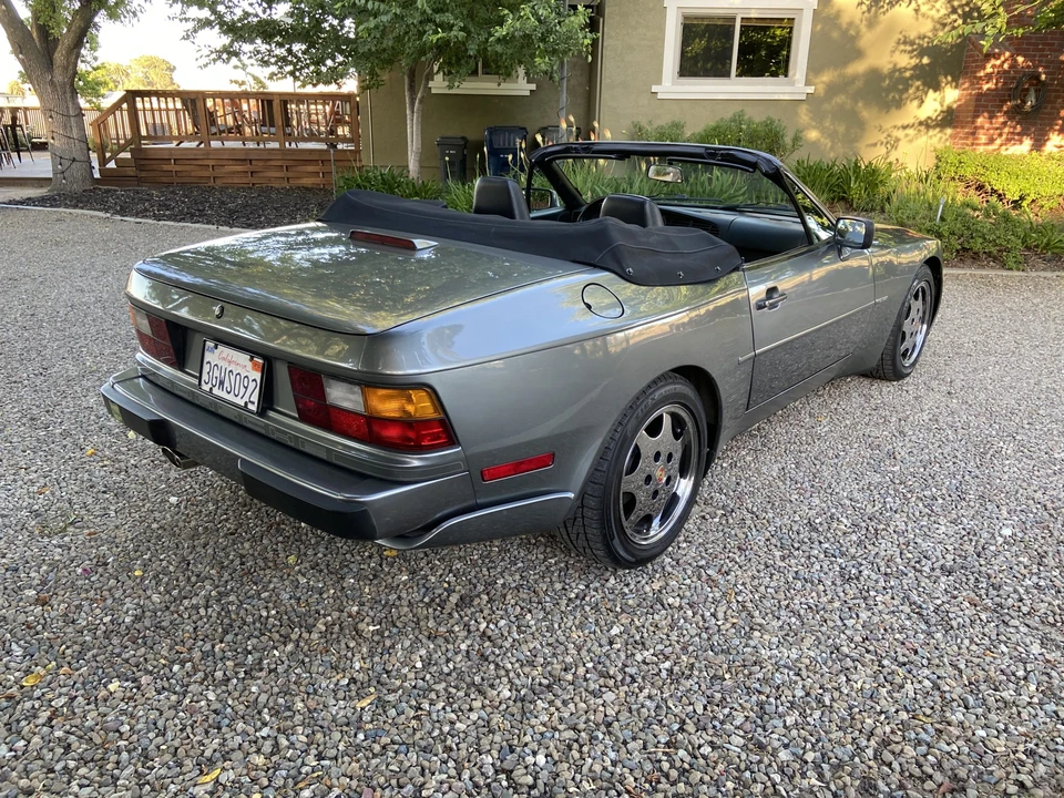 1990 Porsche 944 S2 - Image 5 of 31