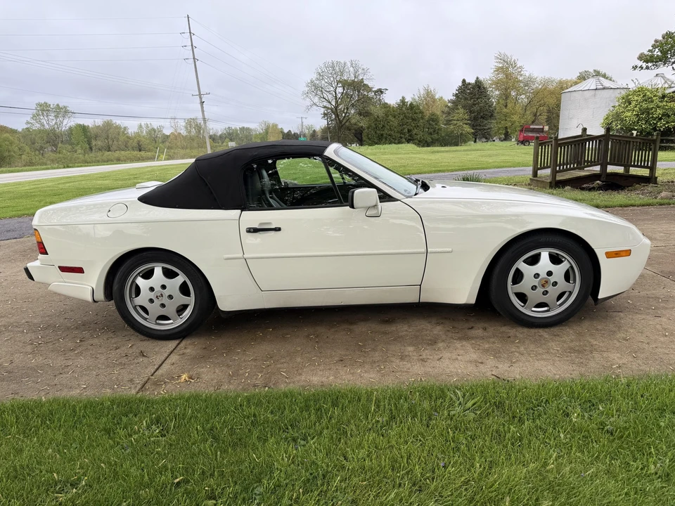 1990 Porsche 944 S2 - Image 7 of 31