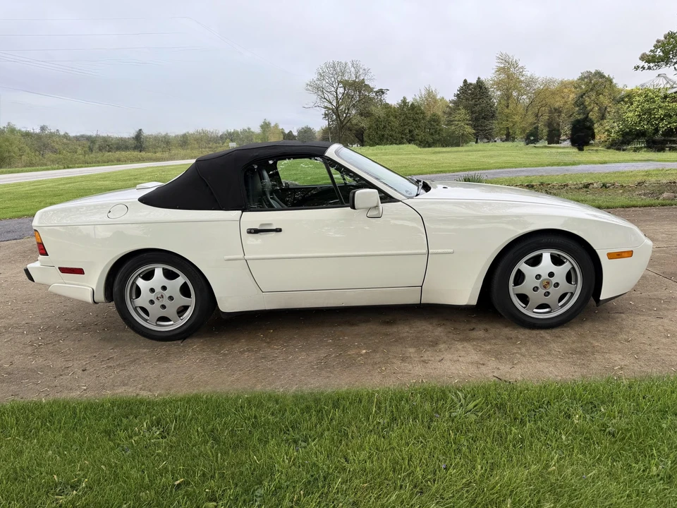 1990 Porsche 944 S2 - Image 8 of 31