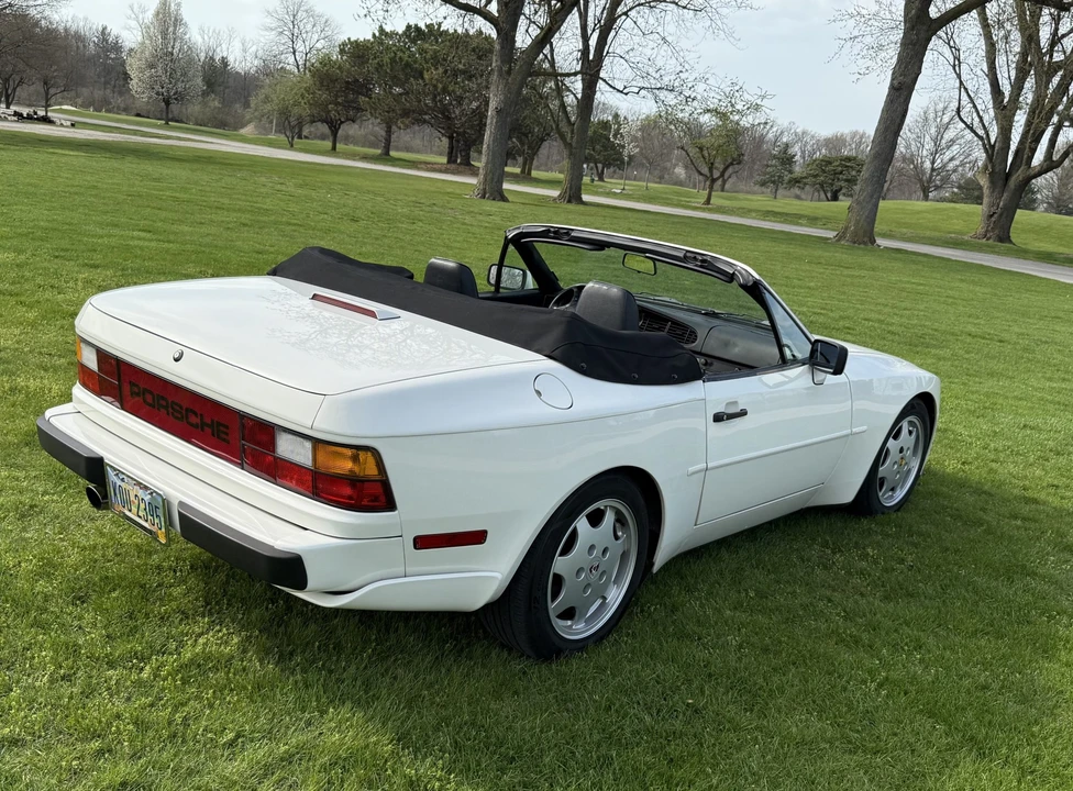 1990 Porsche 944 S2 - Image 3 of 31