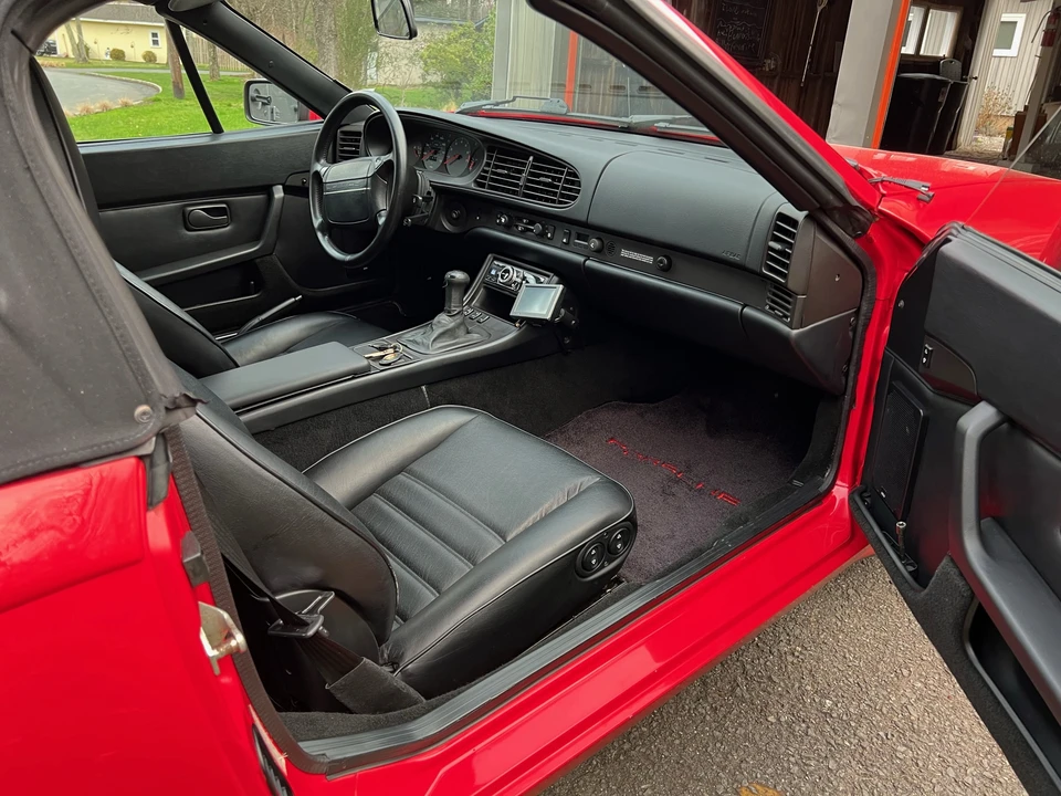 1990 Porsche 944 S2 - Image 28 of 31