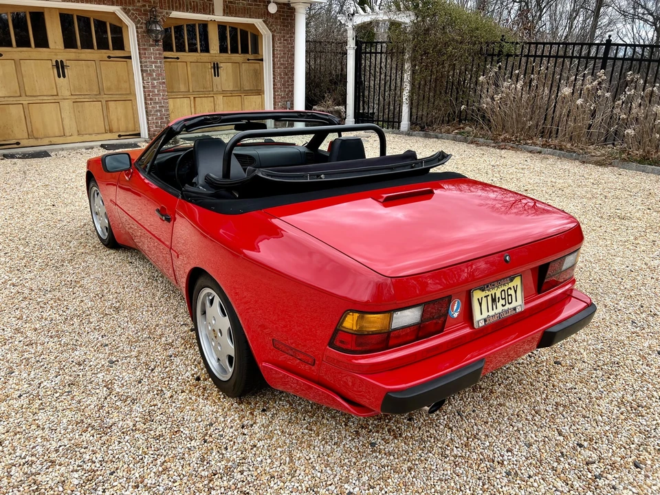 1990 Porsche 944 S2 - Image 8 of 31