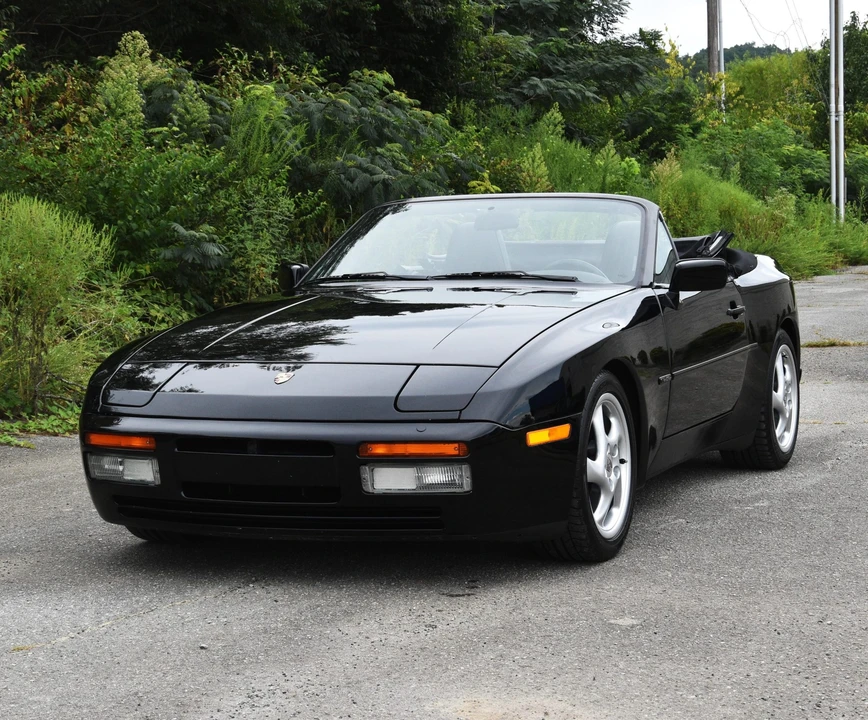 1990 Porsche 944 S2 - Image 2 of 31