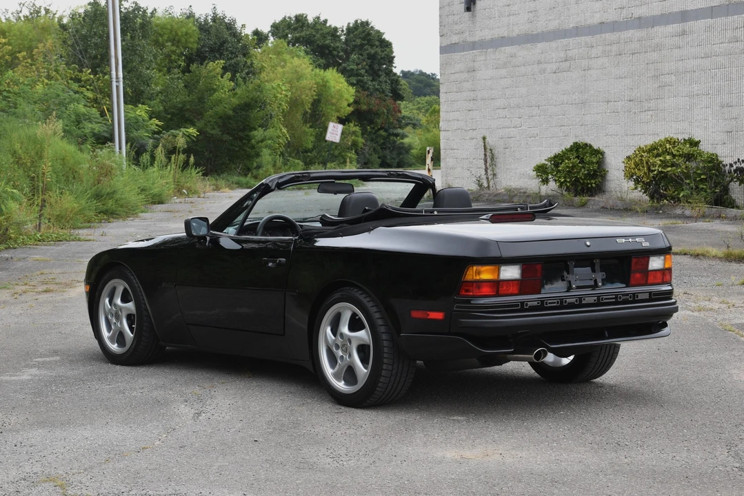 1990 Porsche 944 S2 - Image 11 of 31