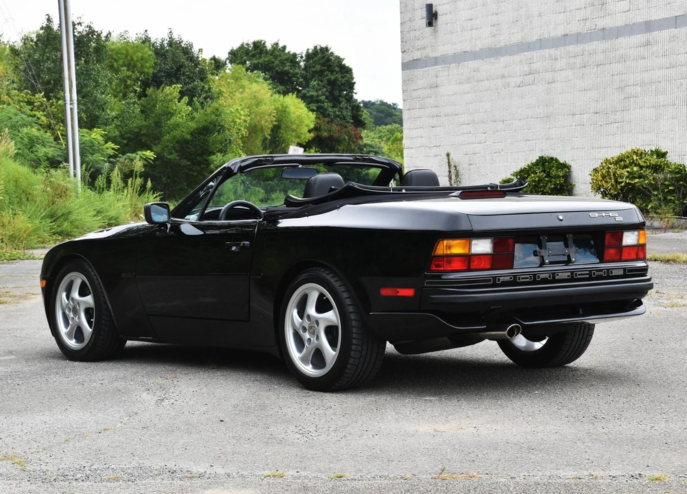 1990 Porsche 944 S2 - Image 10 of 31