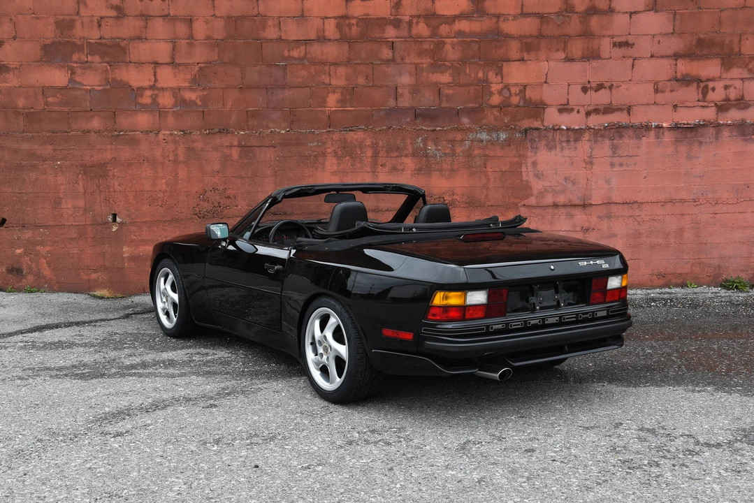 1990 Porsche 944 S2 - Image 15 of 31