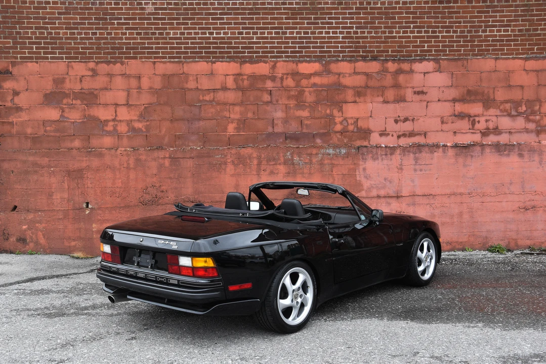 1990 Porsche 944 S2 - Image 23 of 31