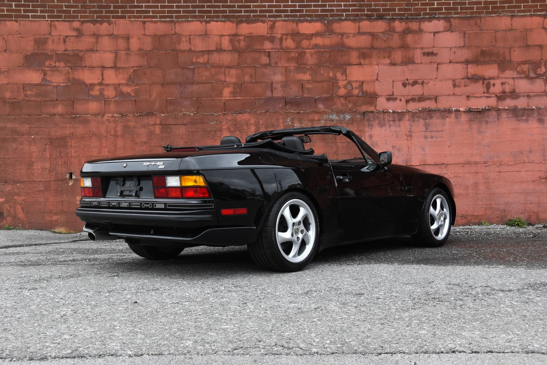 1990 Porsche 944 S2 - Image 22 of 31