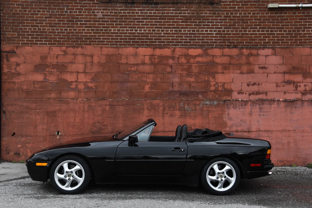 1990 Porsche 944 S2 - Image 9 of 31
