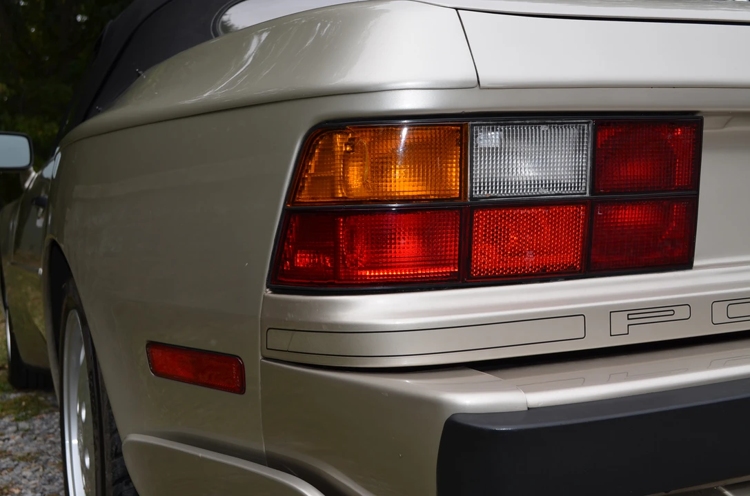 1990 Porsche 944 S2 - Image 20 of 31