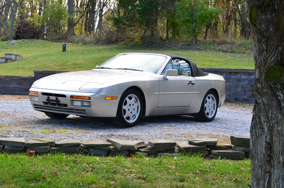 1990 Porsche 944 S2 - Image 3 of 31