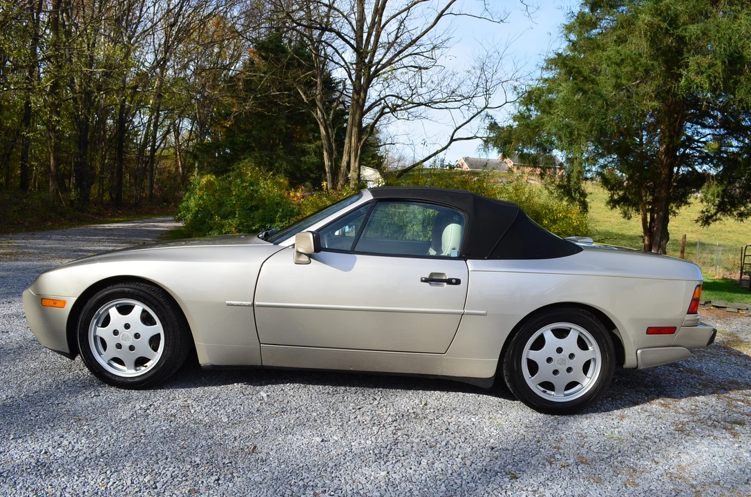 1990 Porsche 944 S2 - Image 16 of 31