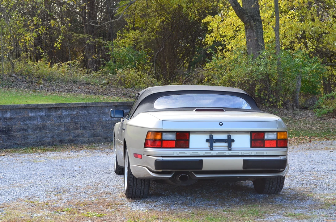 1990 Porsche 944 S2 - Image 12 of 31