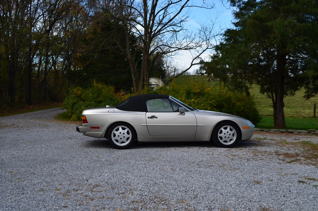 1990 Porsche 944 S2 - Image 7 of 31