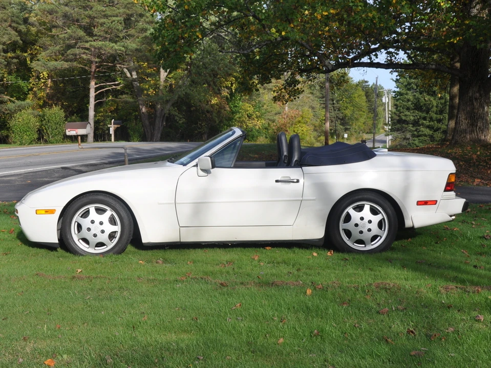 1990 Porsche 944 S2 - Image 3 of 31