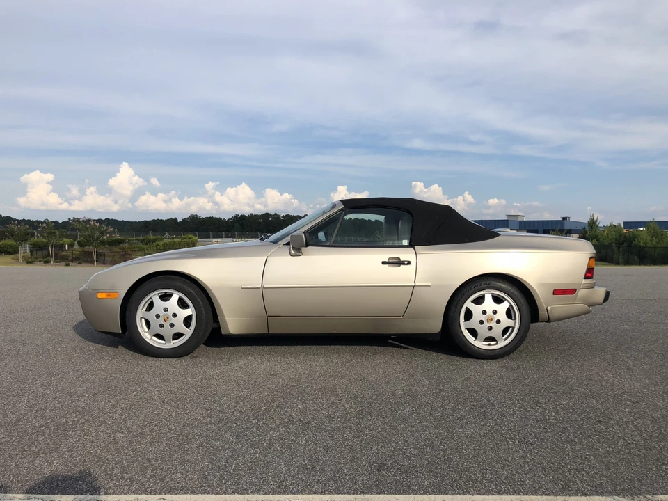 1990 Porsche 944 S2 - Image 6 of 31