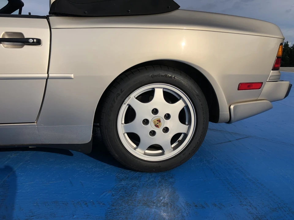 1990 Porsche 944 S2 - Image 25 of 31