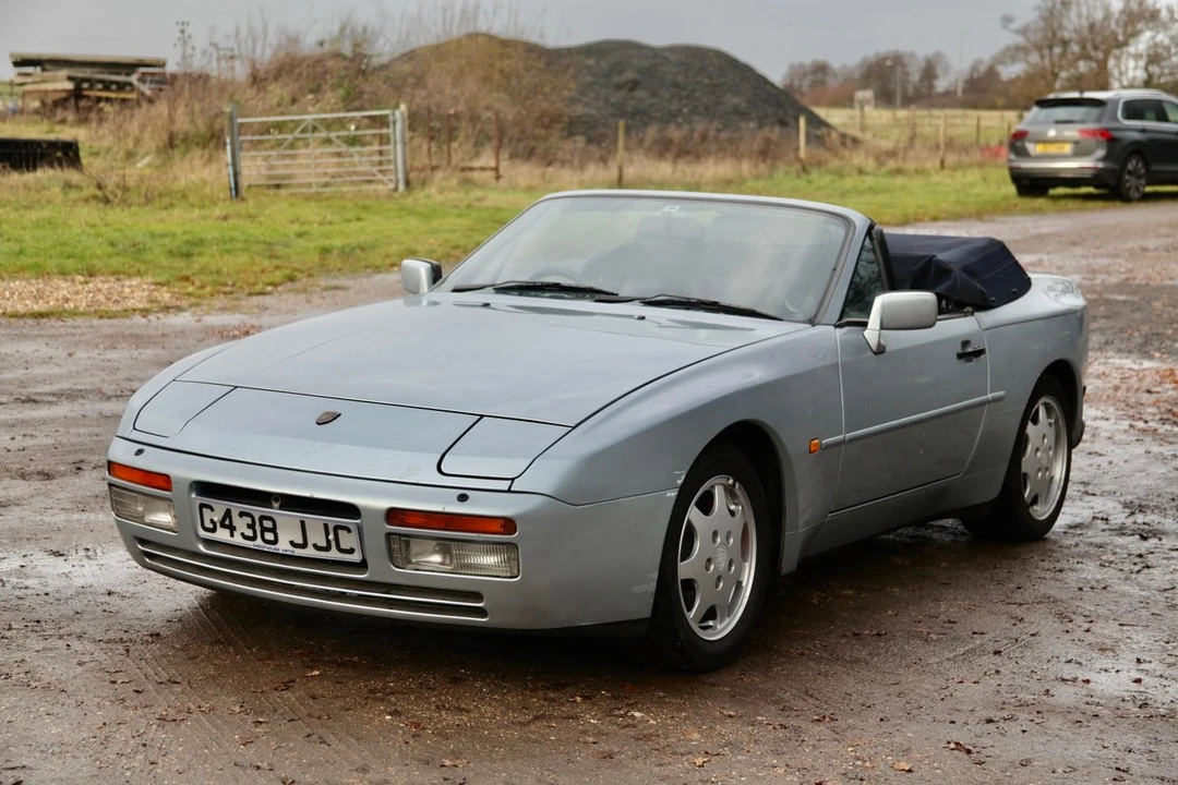 1990 Porsche 944 S2 - Image 9 of 30