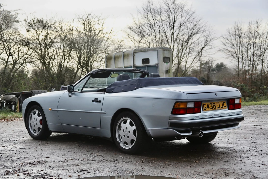 1990 Porsche 944 S2 - Image 17 of 30