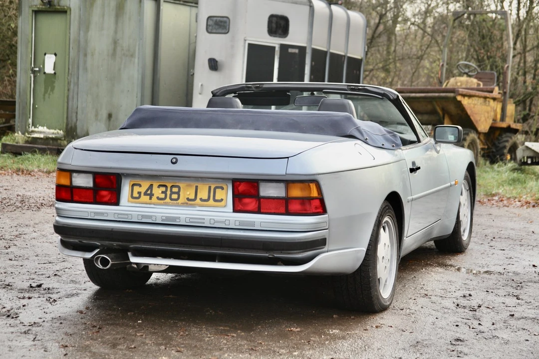1990 Porsche 944 S2 - Image 11 of 30