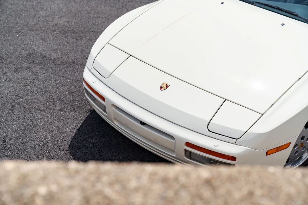 1990 Porsche 944 S2 - Image 5 of 31
