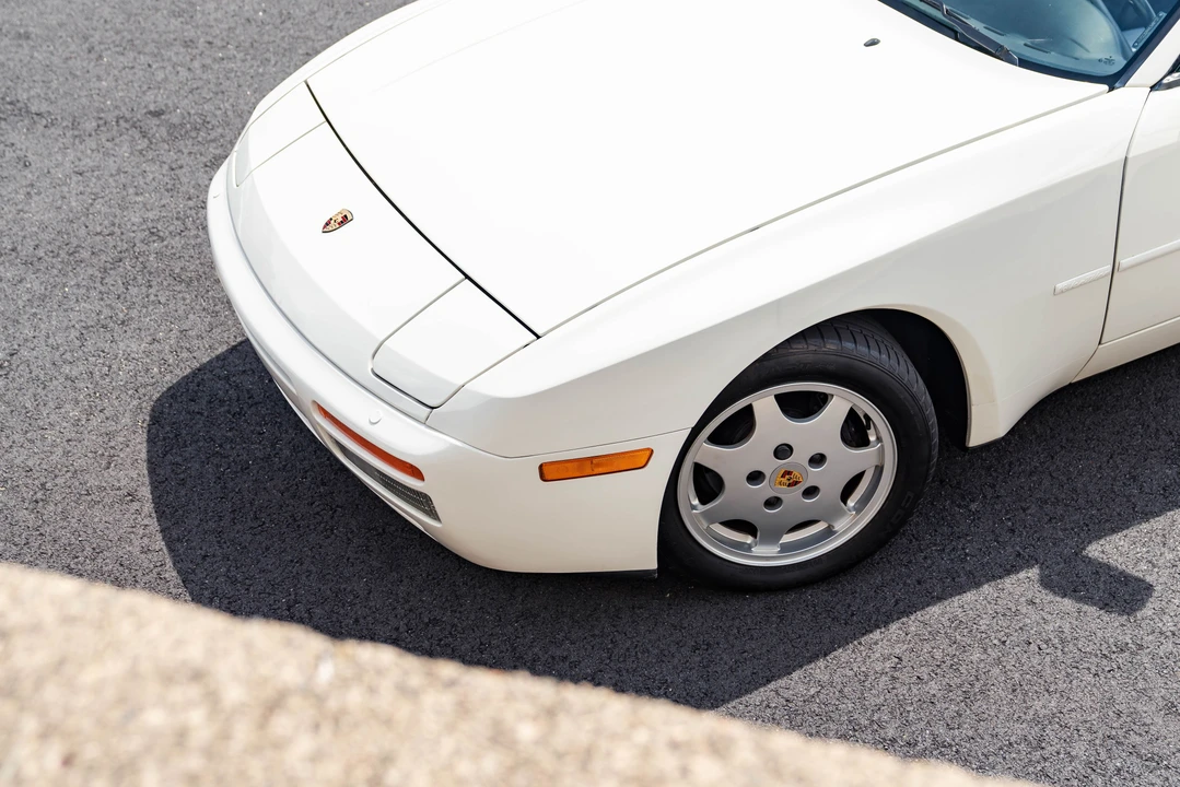 1990 Porsche 944 S2 - Image 6 of 31