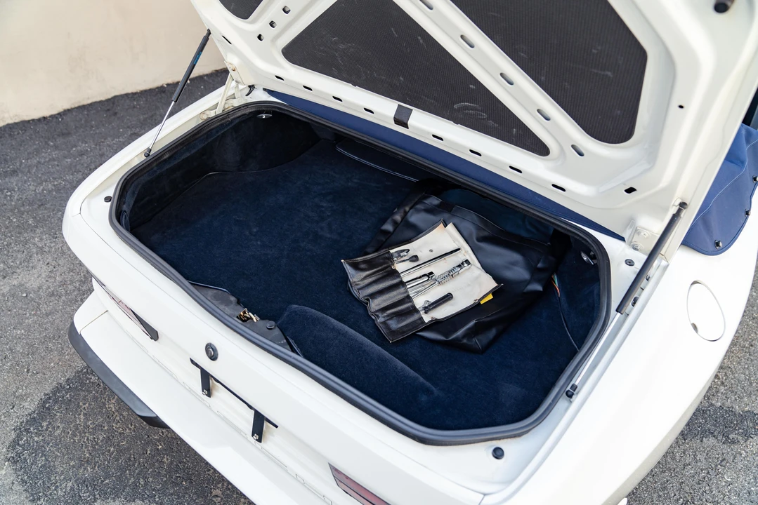 1990 Porsche 944 S2 - Image 10 of 31