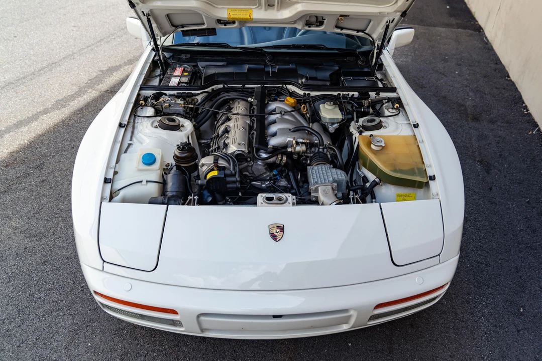 1990 Porsche 944 S2 - Image 17 of 31