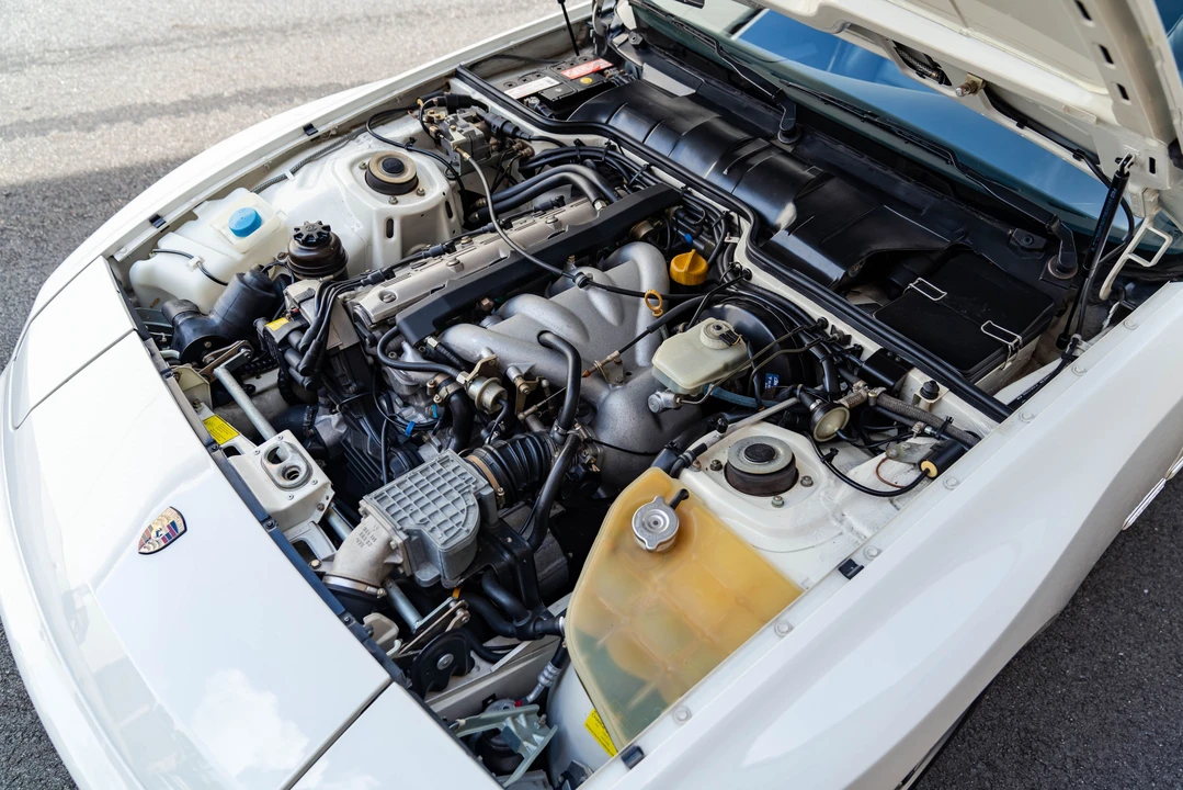 1990 Porsche 944 S2 - Image 16 of 31