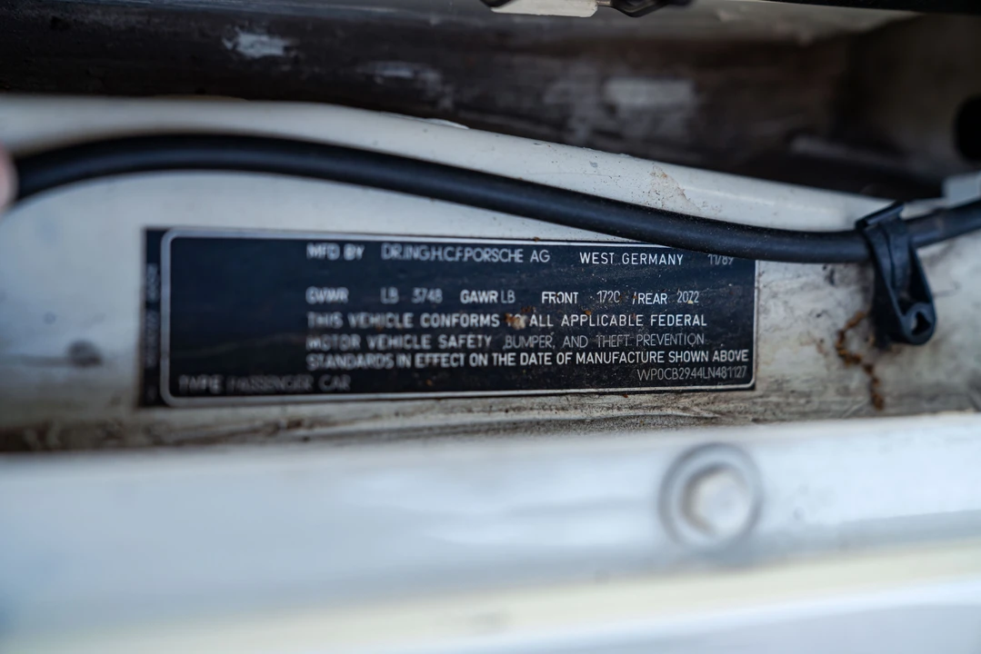 1990 Porsche 944 S2 - Image 13 of 31