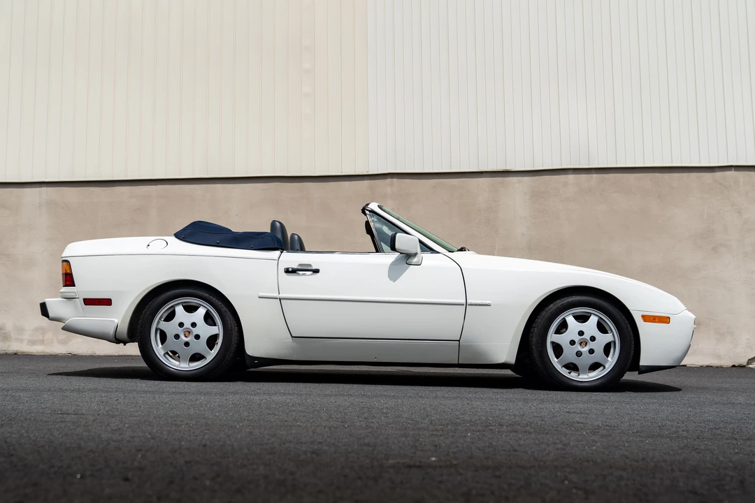 1990 Porsche 944 S2 - Image 4 of 31