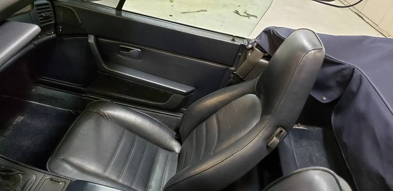 1990 Porsche 944 S2 - Image 30 of 31
