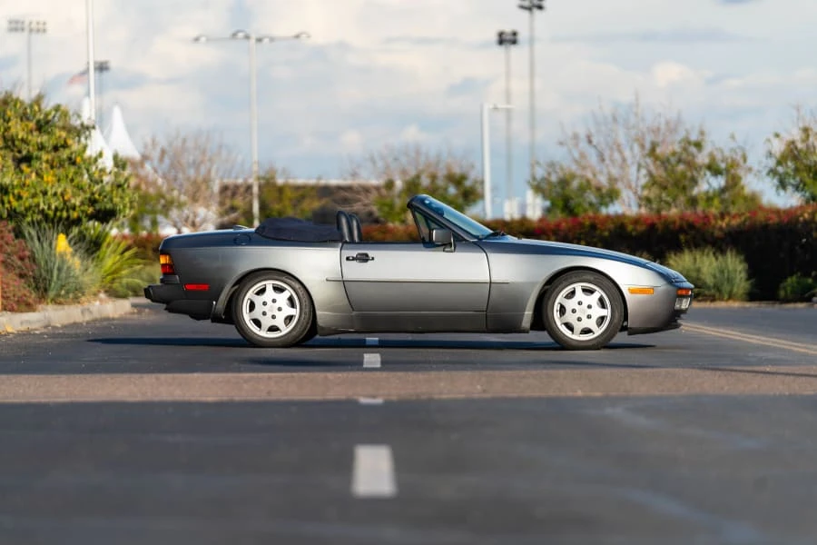 1990 Porsche 944 S2 - Image 2 of 20