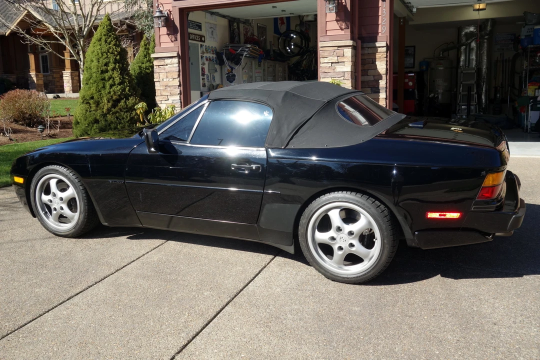 1990 Porsche 944 S2 - Image 22 of 31